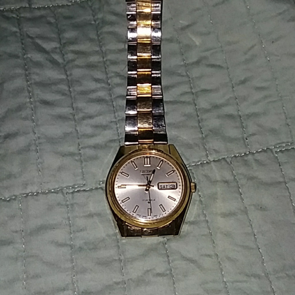 Vintage Seiko self winding gold and silver watch